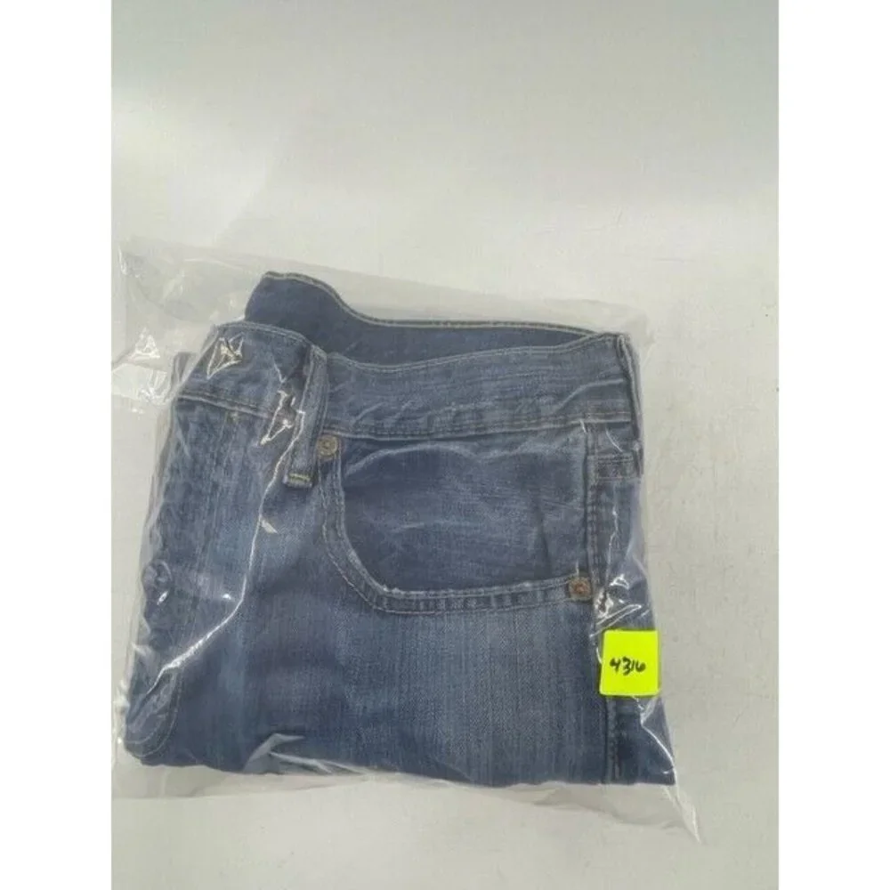Levi's 522 Red Tab Distressed Straight Leg Med Wash Mid Rise Denim Jeans 33X30